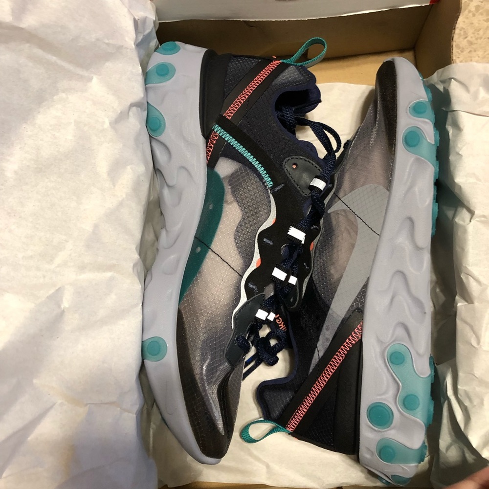 Nike React Element 87 (midnight navy)